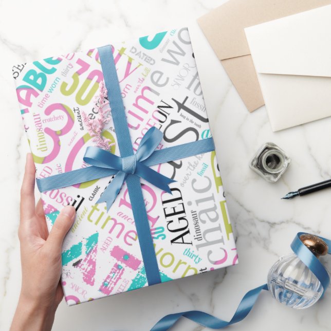 Papel De Presente Aniversário Cloud Word Trinta Rosa ID266 (Presentear)