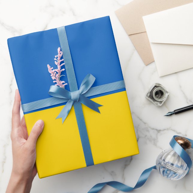 Papel De Presente Aniversário da bandeira ucraniana e Ucrânia, casam (Presentear)