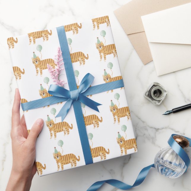 Papel De Presente Aniversário de Animais Selvagens Cutes (Presentear)