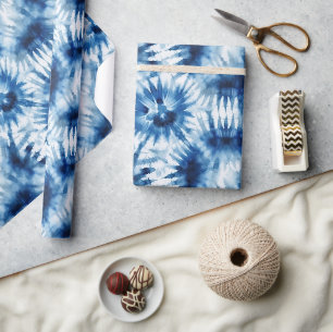 Papel De Presente Aniversário de Blue White Tie Dye