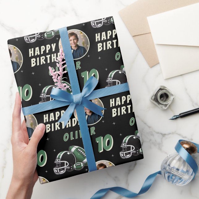 Papel De Presente Aniversário do Cartoon de Capacetes de Futebol (Presentear)