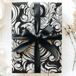 Papel De Presente Arábico Vintage Pena Preta e Branca<br><div class="desc">Este árabe Vintage Penas pretas e brancas do papel de enrolamento de padrões em preto e branco apresenta um intrincado design de penas giratórias em um esquema clássico de preto e branco. Perfeito para aqueles que apreciam elegância vintage, este papel embrulhador é ideal para eventos formais, presentes sofisticados ou adicionar...</div>