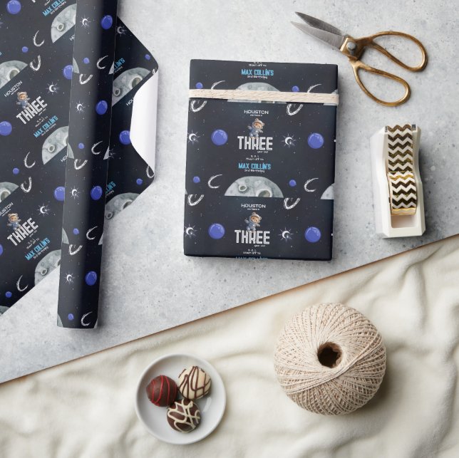 Papel De Presente Astronauta no Espaço Exterior Aniversário de Qualq (Artesanato)