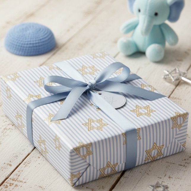Papel De Presente Bebê Azul Shalom Zachor Judaico (Jewish Star of David Baby Boy Wrapping Paper for Bris & Baby Naming Ceremony, Mazel Tov & Hanukkah)
