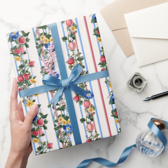 Papel De Presente Bela morangos e Brida Floral (Presentear)