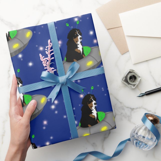 Papel De Presente Bernese Mountain Dog Alienígena OVNI (Presentear)