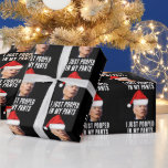 PAPEL DE PRESENTE BIDEN POPULADO EM PINTURAS DE NATAL<br><div class="desc">JOE BIDEN APRESENTADO EM PAPEL DE EMBALAGEM DE NATAL DE CALÇAS</div>