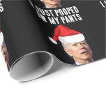 PAPEL DE PRESENTE BIDEN POPULADO EM PINTURAS DE NATAL<br><div class="desc">JOE BIDEN APRESENTADO EM PAPEL DE EMBALAGEM DE NATAL DE CALÇAS</div>