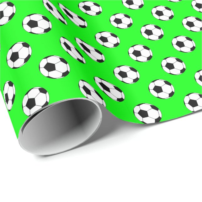 Papel De Presente Bolas de Futebol Preto Branco em Verde Lima (Ponta do rolo)