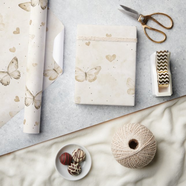 Papel De Presente Borboletas de Creme & Aniversário de Corações (Artesanato)