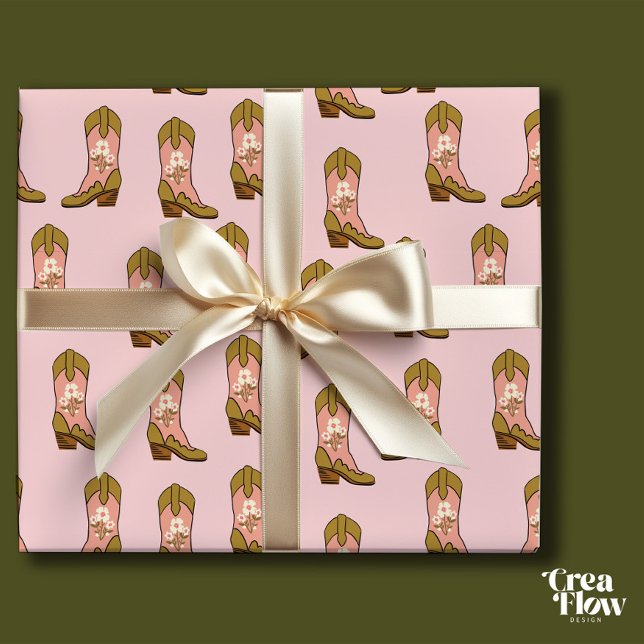 Papel De Presente Botas de Cowgirl do Sul Brincadeiras Rosa Esbranqu (Wrapping paper with Southern girl boots and flower elements, on a Pale Pink backdrop. )