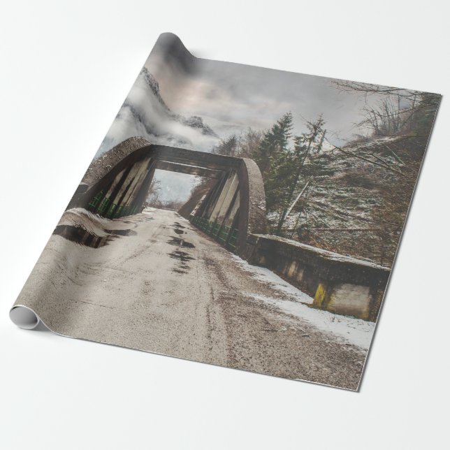 Papel De Presente BRIDE DE ARTE CONCRETO DE cinza AO LADO DA ÁRVORE  (Desenrolado)