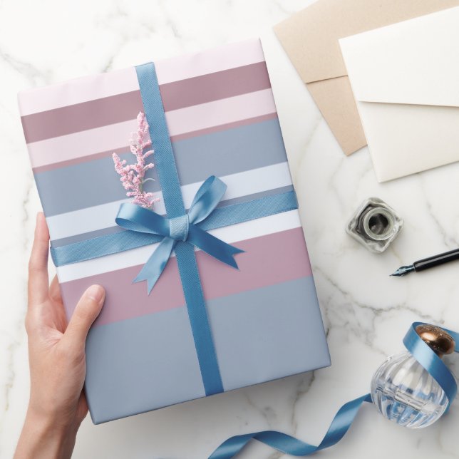 Papel De Presente Cadet Grey and Desaturated Rose Stripes (Presentear)