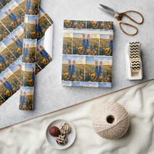 Papel De Presente Calças Jeans e Tênis Laranja entre Flores