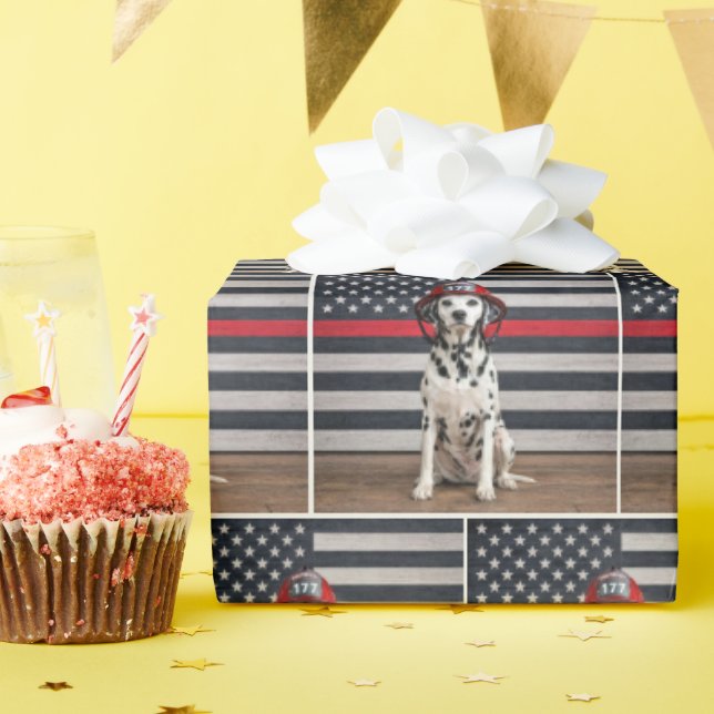 Papel De Presente Cão Dalmata Usando um Capacete de Bombeiro (Festa de aniversário)