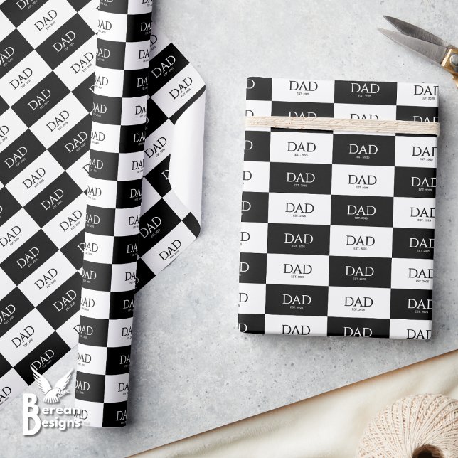 Papel De Presente Caps do Dia dos Pais Clássico Estabelecido pelo Pa (Monotone black white DAD ESTABLISHED giftwrap for Father's Day w/ custom text and rectangular check)