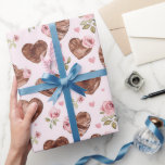 Papel De Presente Casamento de Corações Florais de Rosas Castanhos R<br><div class="desc">Casamento de Corações Florais de Rosas Castanhos Rosa</div>