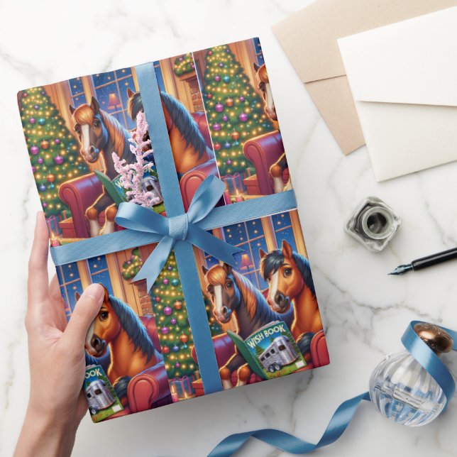Papel De Presente Cavalos De Natal Em Sofá Com Livro De Desejo De Re (Presentear)