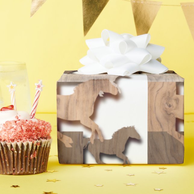 Papel De Presente Cavalos galopantes: silhuetas de madeira (Festa de aniversário)