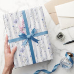 Papel De Presente Chá de panela Floral Branco de Lavanda bonito<br><div class="desc">Lavanda bonito Lilac White Floral Strike chá de panela</div>