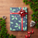Papel De Presente Christmas Holly Ivy Pattern<br><div class="desc">O padrão de Natal Holly Ivy desenhado por mim em procriação.</div>