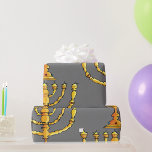 Papel De Presente Church Menorah<br><div class="desc">Uma igreja menorah em ouro com muitas velas. Este design parece realmente eficaz neste Papel de Invasão</div>