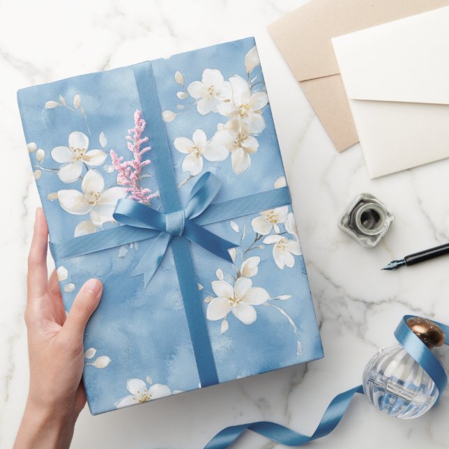 Papel De Presente Chuva de Noiva Flores Brancas Bonitas Céu Azul (Presentear)