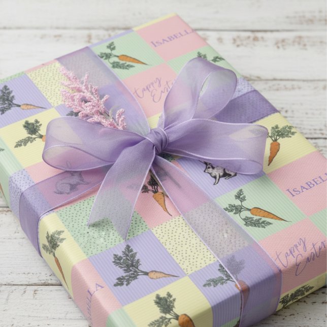 Papel De Presente Coelhinho da Páscoa Feliz e Quadrados de Cenoura (Happy Easter Wrapping Paper for Her. Colorful Pastel Purple Rabbit & Carrot Veggies Illustration)