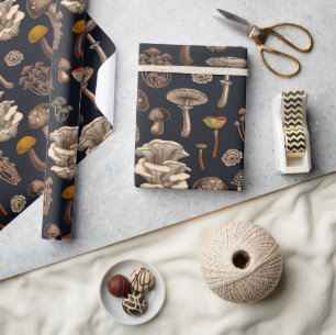 Papel De Presente Cogumelos Selvagens em preto de grafite