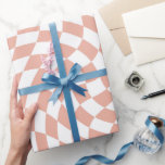 Papel De Presente Coleção de Casamento Rose Gold Check Xadrez<br><div class="desc">Produtos modernos para casamento e festa de noivado com tema de cor dourada rosa boêmio. Design de xadrez distorcido retrô e elegante, pratos de papel xadrez distorcidos em cor dourada rosa e branco.</div>