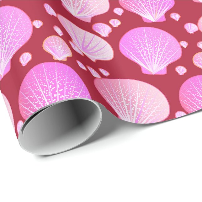 Papel De Presente Conchas rosadas sobre um fundo burgundy (Ponta do rolo)