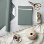 Papel De Presente Cor Solar Verde Profunda do Rio Rocky<br><div class="desc">Papel de embrulho a cores sólidas numa grande variedade de cores para todos os seus presentes de casamento e chá. As cores para 2025 são escuras e ousadas e é isso que você encontrará nas minhas últimas designs com nomes coloridos de várias empresas de design.</div>