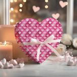 Papel De Presente Corações Encantadores de Aquarela | Padrão de Pont<br><div class="desc">Perfeito para casamentos, chás de noiva, chás de bebê, aniversários, Dia dos Namorados e outras ocasiões especiais que exigem uma mistura de elegância ultra-feminina e charme lúdico, este encantador padrão de corações e bolinhas em aquarela certamente irá cativar e deliciar os destinatários de todas as idades. Seu design delicado traz...</div>