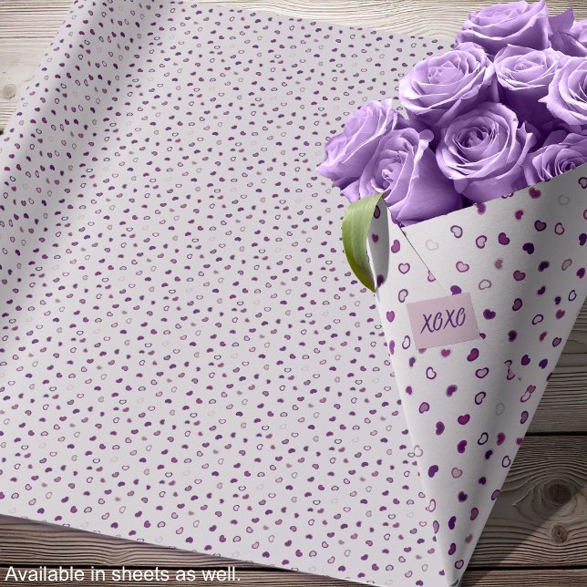 Papel De Presente Corações - Púrpura Escura em Púrpura Leve - Rolos (Hearts - Darker Purples on Light Purple - Rolls Wrapping Paper-roses-by Leapfroglisics Shop)