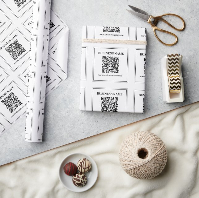 Papel De Presente Crie um código QR escaneável | Preto & Branco (Artesanato)