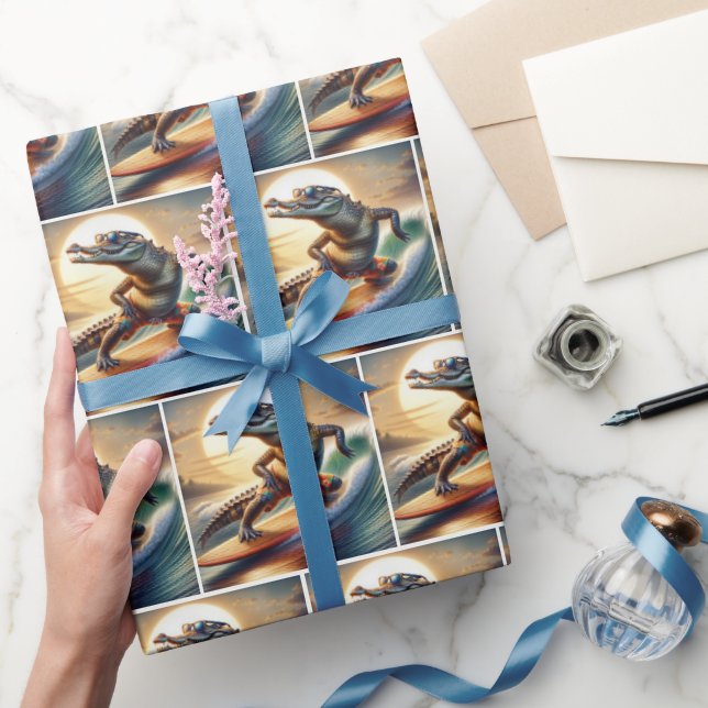 Papel De Presente Crocodilo em uma prancha (Presentear)