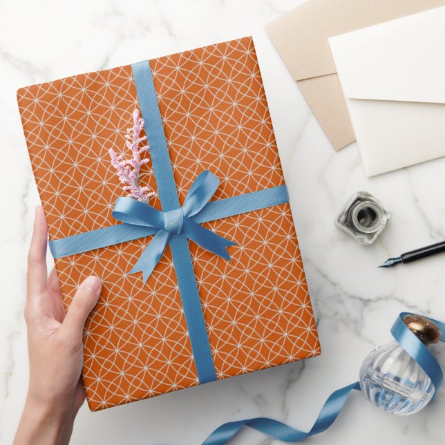 Papel De Presente Curvas entrelaçadas em laranja escuro (Presentear)
