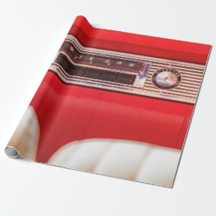 Papel De Presente Dentro de rádio de carro antigo um carro americano