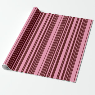 Papel De Presente Design de padrão de listras rosa e burgundy