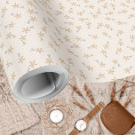 Papel De Presente Ditsy Floral - Corrente de ternura sobre cimento b<br><div class="desc">Floral fino em várias tonalidades de tonalidade rústica em um fundo branco de cimento. Outras formas de cores disponíveis.</div>