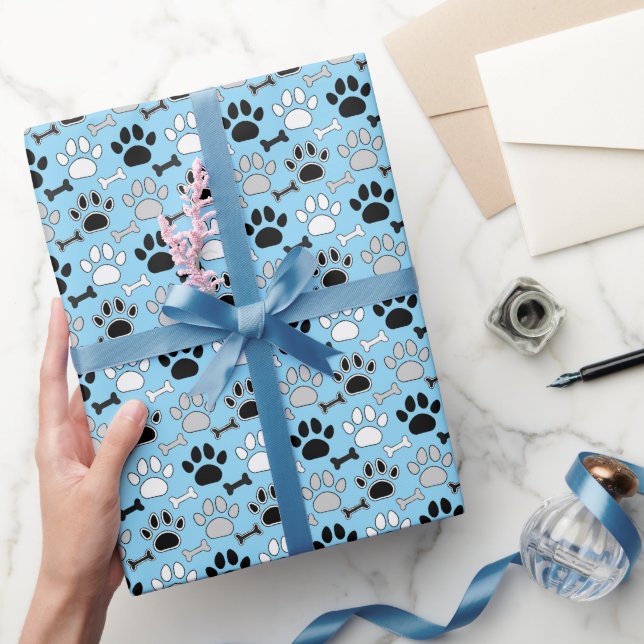 Papel De Presente Dog Paw Prints and Bones Pattern Blue (Presentear)