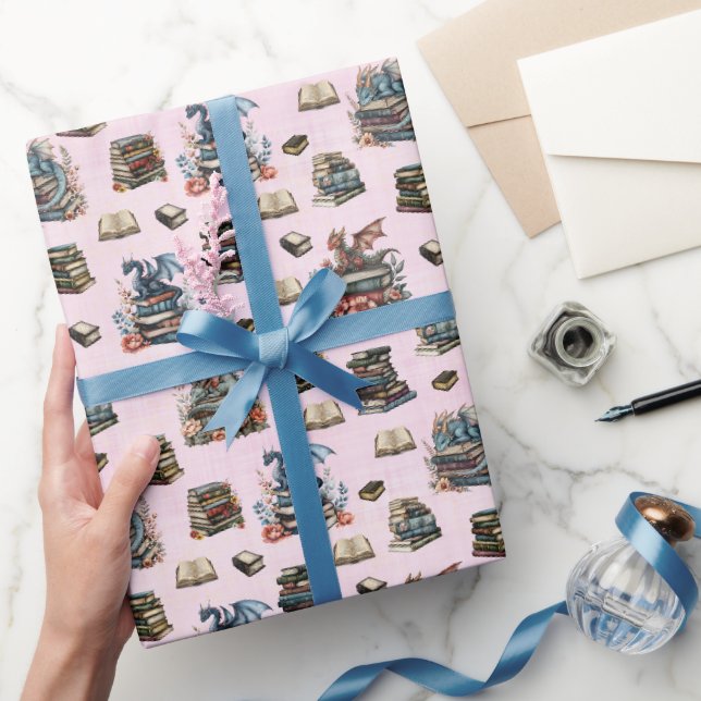 Papel De Presente Dragões Mágicos & Livros em Rosa Claro (Presentear)