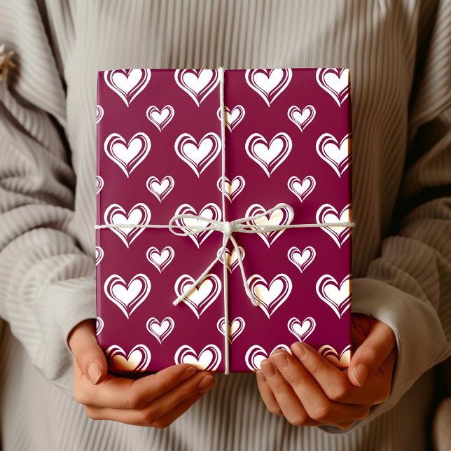 Papel De Presente Elegant Minimalist Hollow Hearts | Merlot Red (Criador carregado)