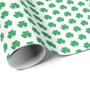Papel De Presente Elegante padrão de trevo de shamrock irlandês verd