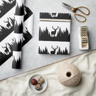 Papel De Presente Enorme Buck Entre O Vetor De Pinheiros