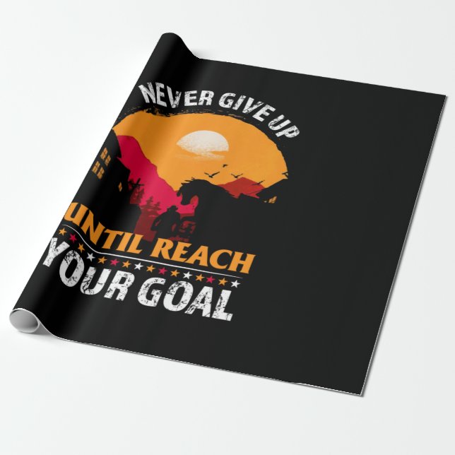 Papel De Presente Equestrian Gift | Never Give Up Until Reach (Desenrolado)