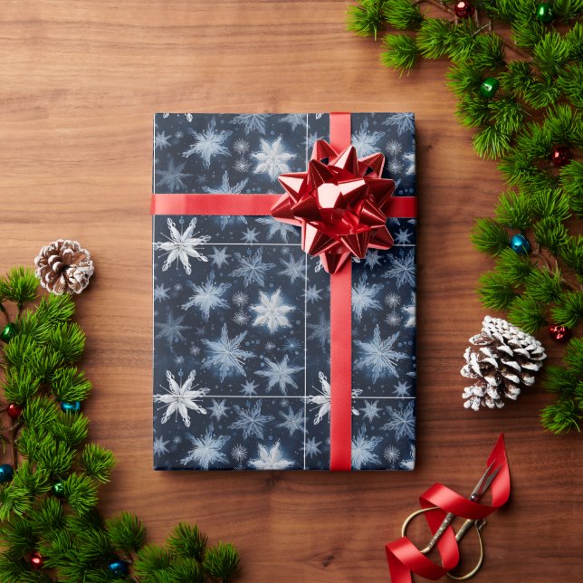 Papel De Presente Estrelas de Natal Brancas e Prateadas (Presente de Natal)