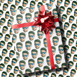 Papel De Presente Face de Chá de panela de Casamento de Cabeça Perso<br><div class="desc">Formatação personalizada de festas de Chá de panela de Cabeça de Face, substitua o rosto pela sua foto favorita (certifique-se de recortar o máximo possível e usar um aplicativo para remover o fundo) e personalize este engraçado papel de moldagem de Férias de Natal com seu filho, marido ou namorado! Também...</div>