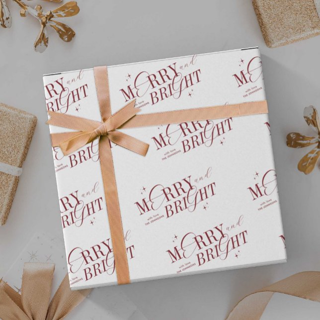 Papel De Presente Feliz e Bright Red Elegante Script Moderno Natal (Elegant white and red Merry & Bright Christmas Gift Wrapping paper with space for your name)