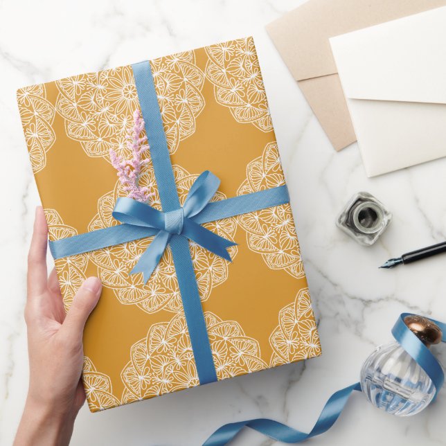 Papel De Presente Festa de Férias Brancas Amarelas Modernas Elegante (Presentear)